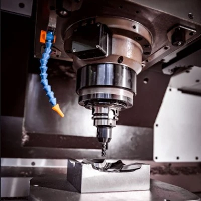 What are the standards for CNC milling machine processing?