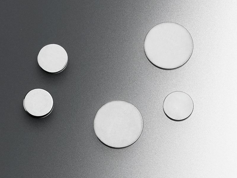 Wafer Cut Molybdenum Diode Mounting Plates for Semiconductors
