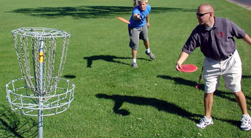 Frisbee the basic equipment of a golf disc