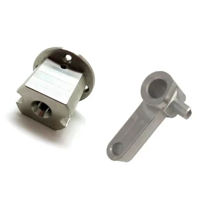 Manufacturing method of solar street lamp lamp holder structure