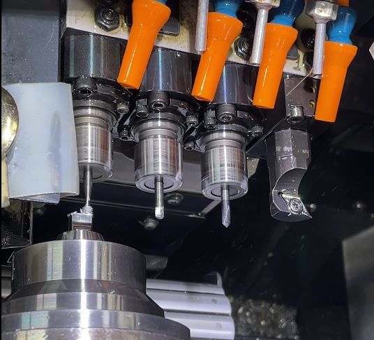  CNC milling